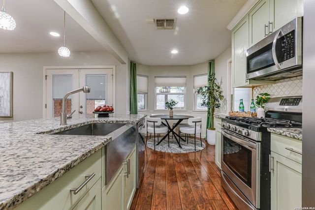 3918 OAK TRL, San Antonio, TX 78228