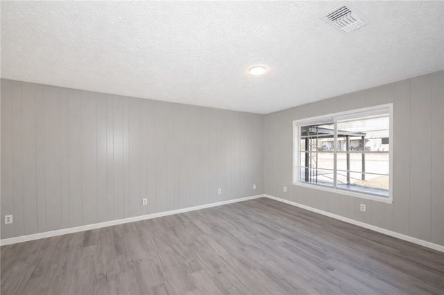 410 South Temple Street, Caldwell, TX 77836