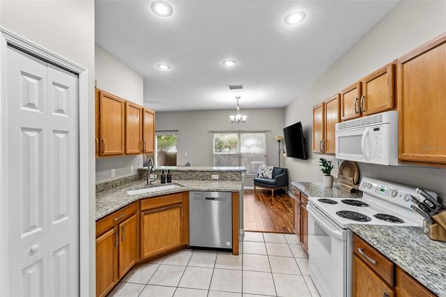 11014 BLAINE TOP PLACE, Tampa, FL 33626
