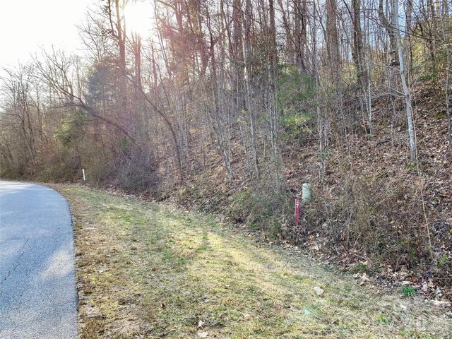 174 High Road Overlook None 24, Hendersonville, NC 28739