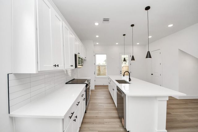 2708 Bostic Street A, Houston, TX 77093