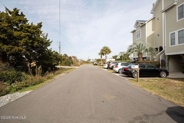 109 Sumter Avenue, Carolina Beach, NC 28428
