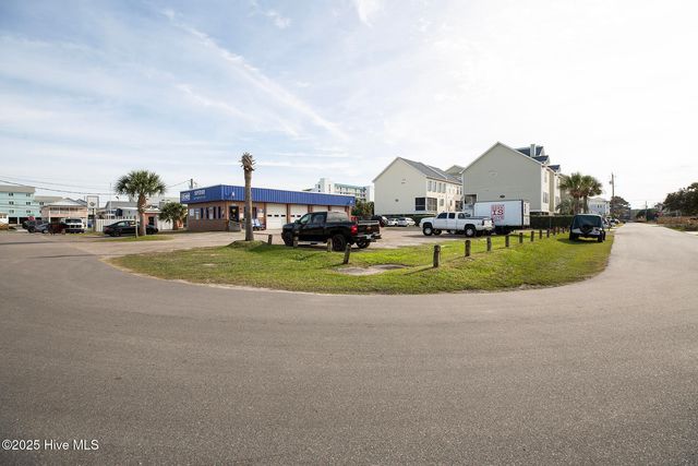 109 Sumter Avenue, Carolina Beach, NC 28428