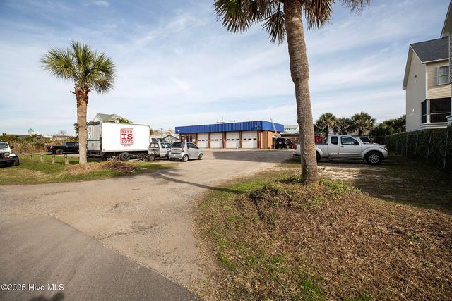 109 Sumter Avenue, Carolina Beach, NC 28428