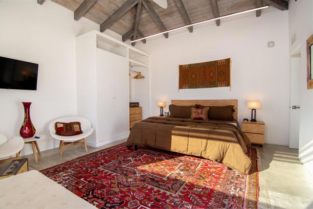 700 N Prescott Drive, Palm Springs, CA 92262