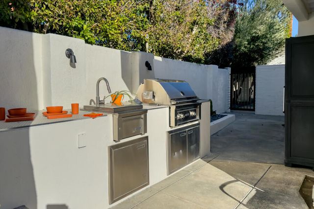 700 N Prescott Drive, Palm Springs, CA 92262