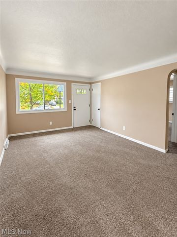 14209 Brunswick Avenue, Maple Heights, OH 44137