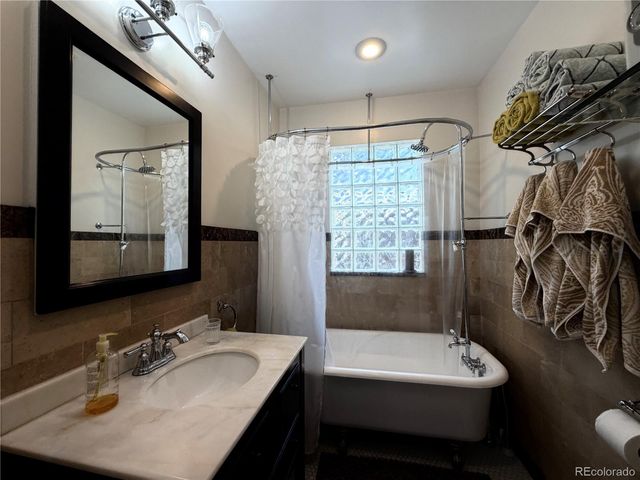 631 Jackson Street, Denver, CO 80206
