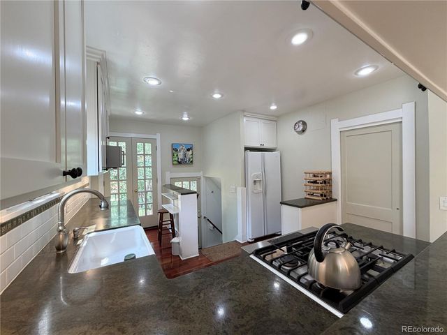 631 Jackson Street, Denver, CO 80206