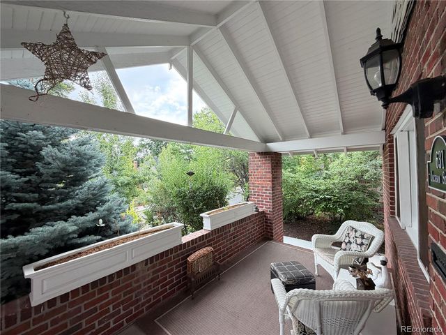 631 Jackson Street, Denver, CO 80206