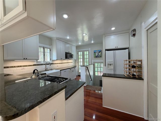 631 Jackson Street, Denver, CO 80206