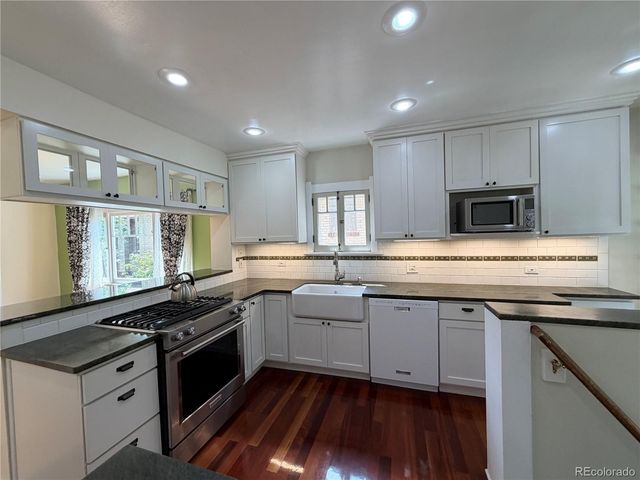 631 Jackson Street, Denver, CO 80206