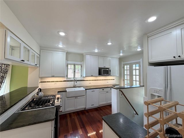631 Jackson Street, Denver, CO 80206