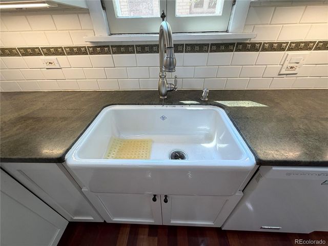 631 Jackson Street, Denver, CO 80206