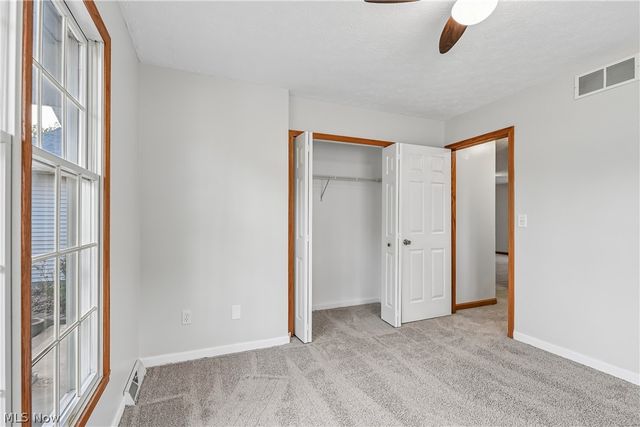 2145 Overland Avenue NE, Warren, OH 44483