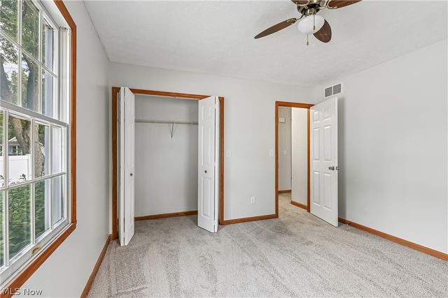 2145 Overland Avenue NE, Warren, OH 44483