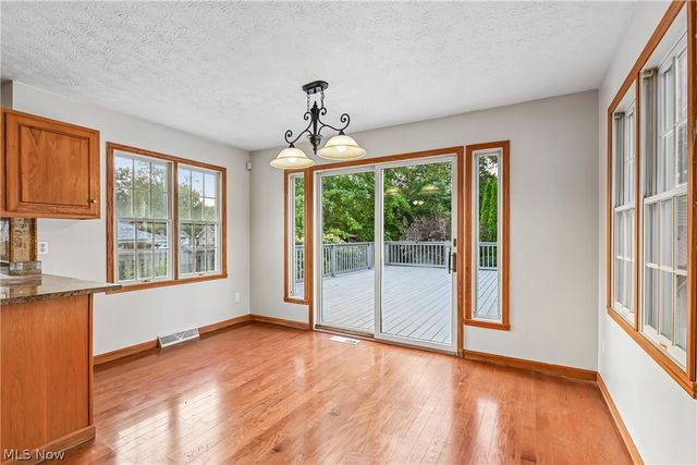 2145 Overland Avenue NE, Warren, OH 44483
