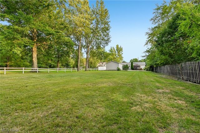 2145 Overland Avenue NE, Warren, OH 44483