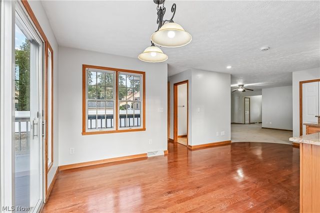 2145 Overland Avenue NE, Warren, OH 44483