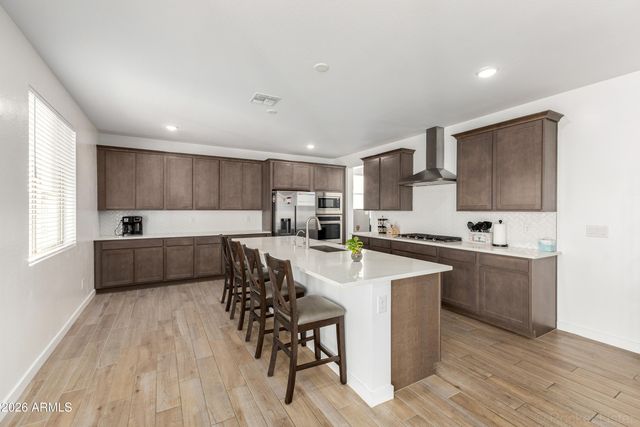 17987 W VOGEL Avenue, Goodyear, AZ 85338