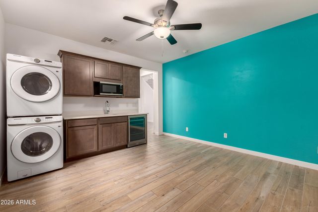 17987 W VOGEL Avenue, Goodyear, AZ 85338