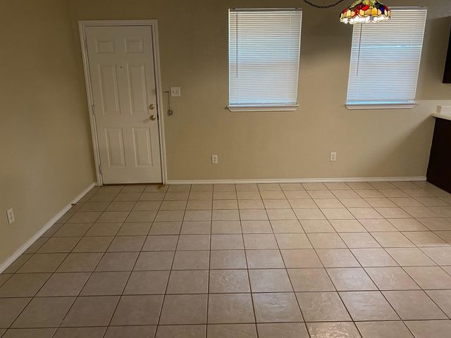 208 Bobbie Ann Court, Granbury, TX 76049