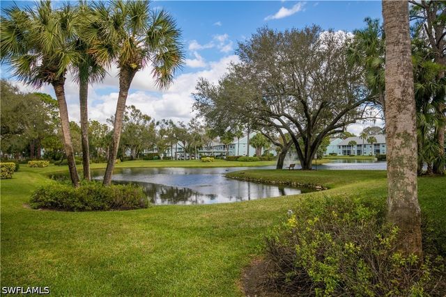 113 Wading Bird CIR W-204, Naples, FL 34110