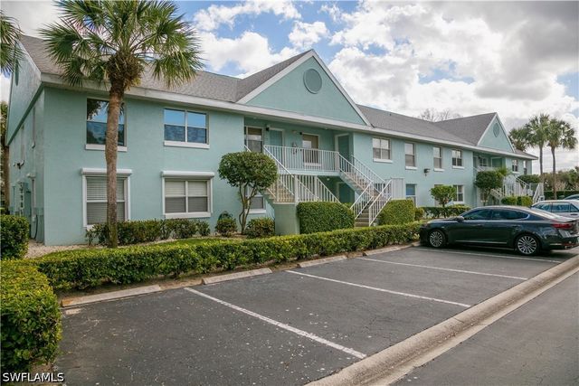 113 Wading Bird CIR W-204, Naples, FL 34110