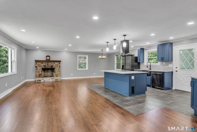 260 Flag Marsh Road, Guilford, CT 06437