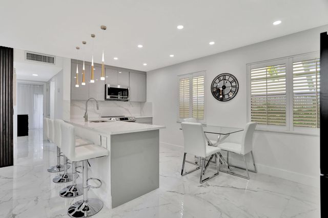 450 Normandy J, Delray Beach, FL 33484