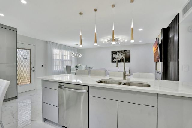 450 Normandy J, Delray Beach, FL 33484