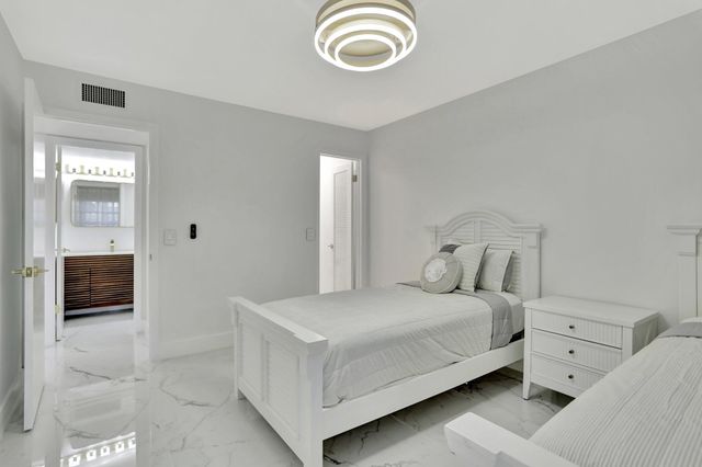 450 Normandy J, Delray Beach, FL 33484