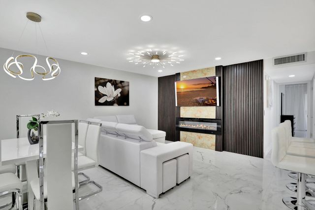 450 Normandy J, Delray Beach, FL 33484