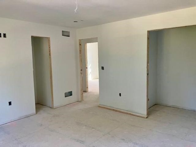 17 Lynch Way, Swansea, MA 02726