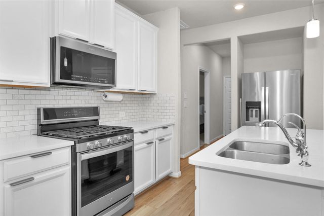 18544 Meadow Point Lane, Montgomery, TX 77316