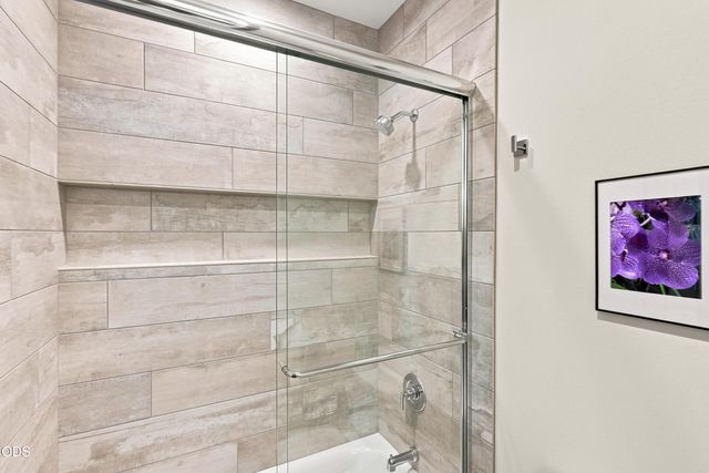 2966 NW Meldrum Court, Bend, OR 97703
