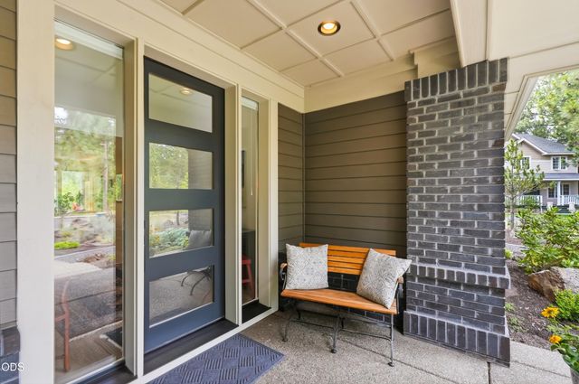 2966 NW Meldrum Court, Bend, OR 97703