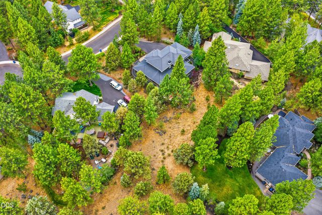 2966 NW Meldrum Court, Bend, OR 97703