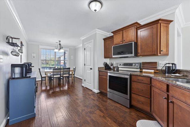 301 Ivy Bend Cir, Clarksville, TN 37043