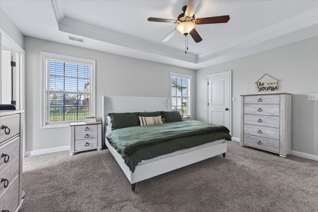 301 Ivy Bend Cir, Clarksville, TN 37043