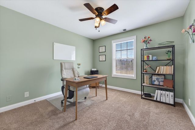 301 Ivy Bend Cir, Clarksville, TN 37043