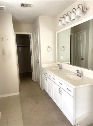 21942 Gosling Cedar Place, Spring, TX 77388