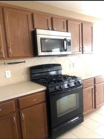 21942 Gosling Cedar Place, Spring, TX 77388