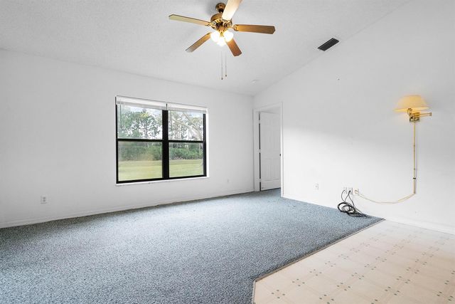 5940 NW Brenda Circle, Port St. Lucie, FL 34986