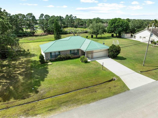 5940 NW Brenda Circle, Port St. Lucie, FL 34986