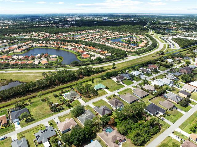 5940 NW Brenda Circle, Port St. Lucie, FL 34986