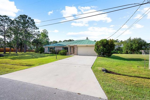 5940 NW Brenda Circle, Port St. Lucie, FL 34986