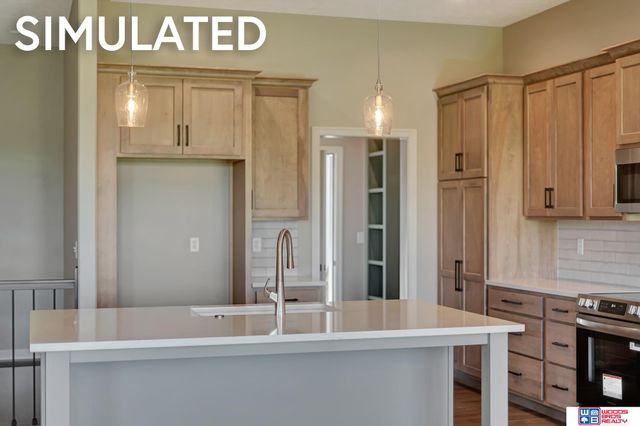 10520 Majestic Lane, Lincoln, NE 68527