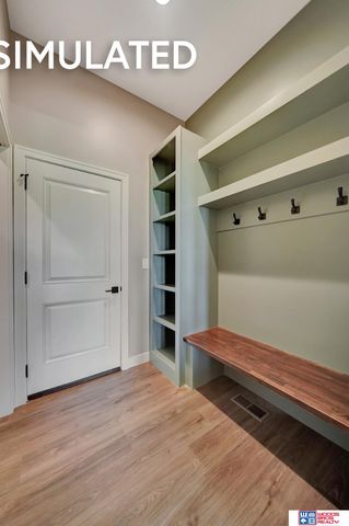 10520 Majestic Lane, Lincoln, NE 68527