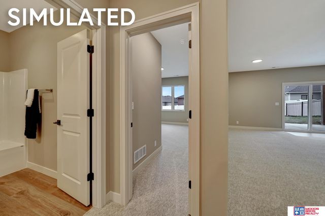 10520 Majestic Lane, Lincoln, NE 68527